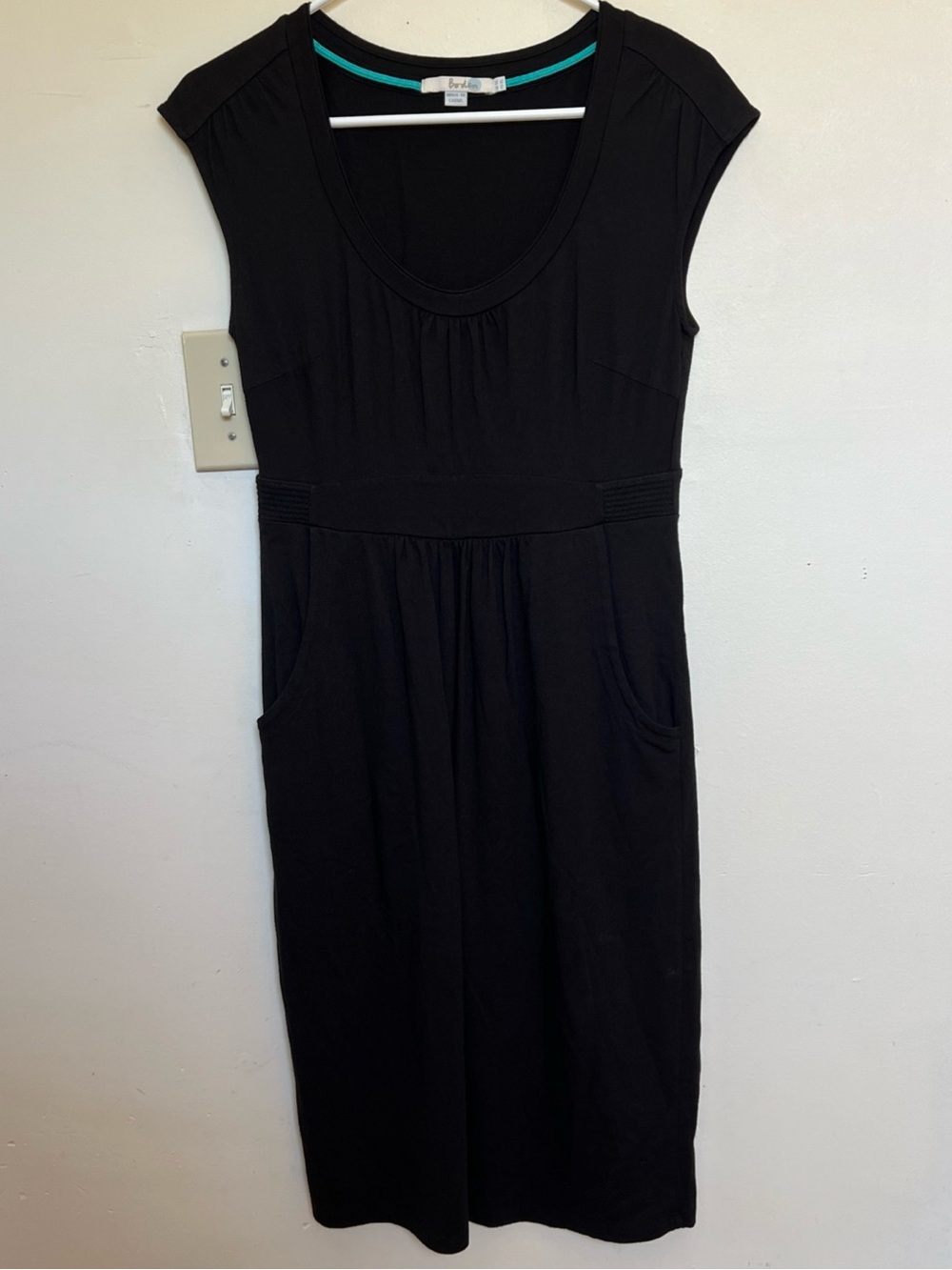 Boden Black Scoop-Neck Midi Dress with Pockets